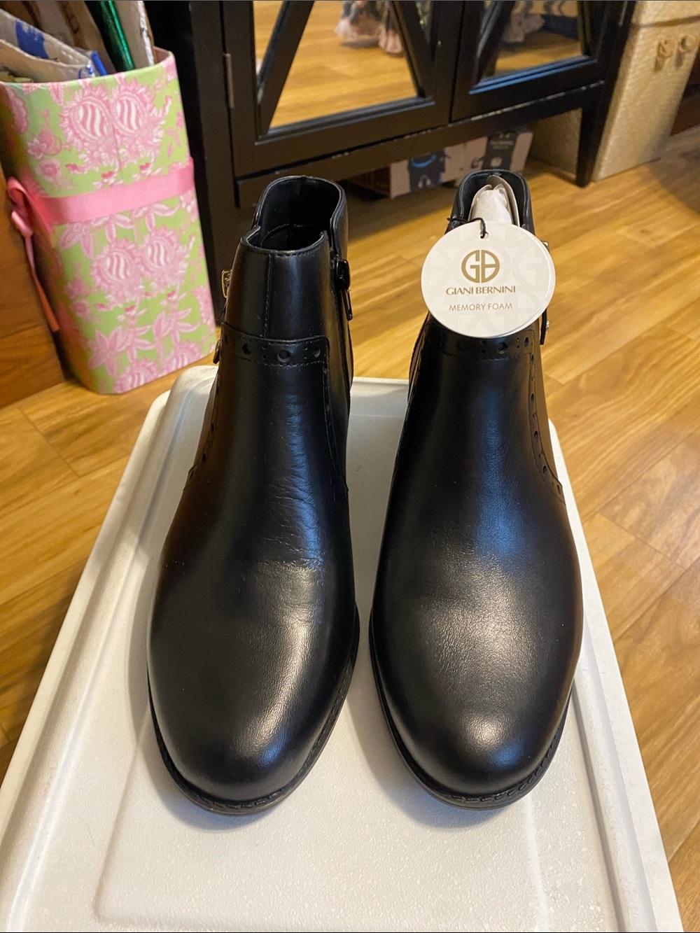 Giani Bernini Ladies Black Leather Boots; 8.5; NWT